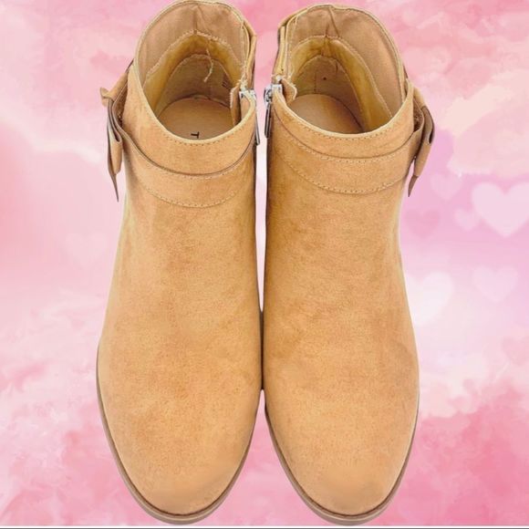 Torrid Tan Faux Suede Side Bow Bootie Boots Size 9 Wide NIB - Picture 10 of 15